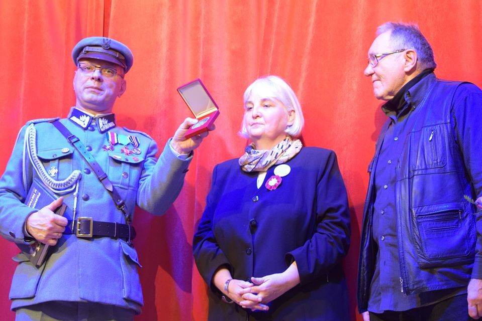 Wręczenie Medali za Wiarę i Patriotyzm, przyznanych przez Związek Piłsudczyków RP