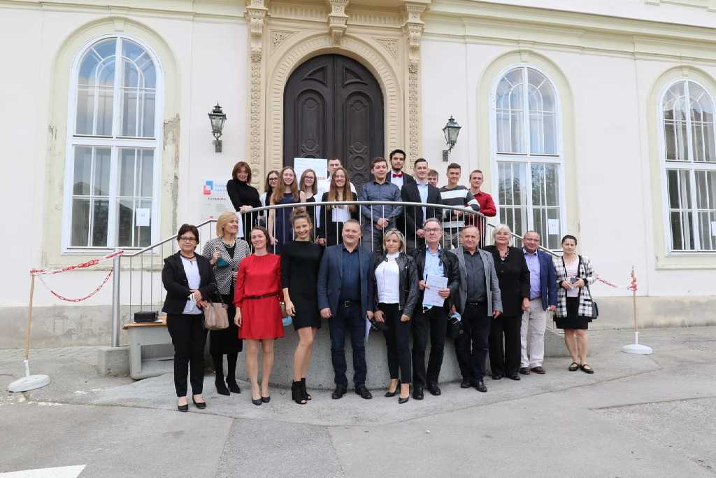 Pożegnianie Absolwentów Liceum Ogólnokształcącego