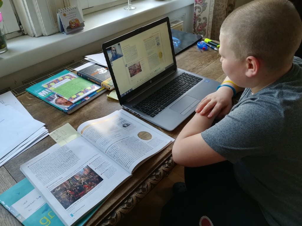 Migawki z nauczania zdalnego w marcu i kwietniu 2020