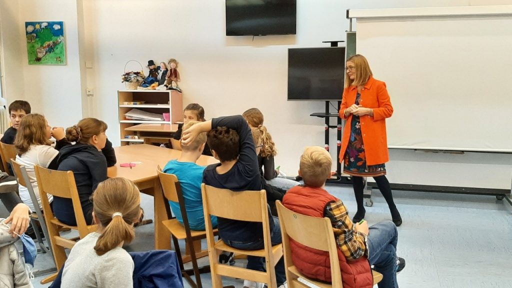 Spotkanie z pisarką Agnieszką Tyszką 08.10.2021