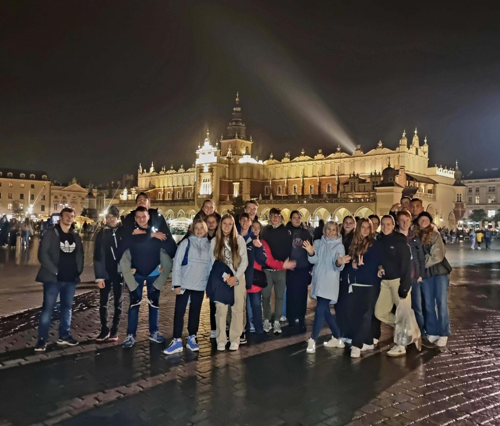 Wycieczka licealistów do Krakowa w ramach programu Poznaj Polskę