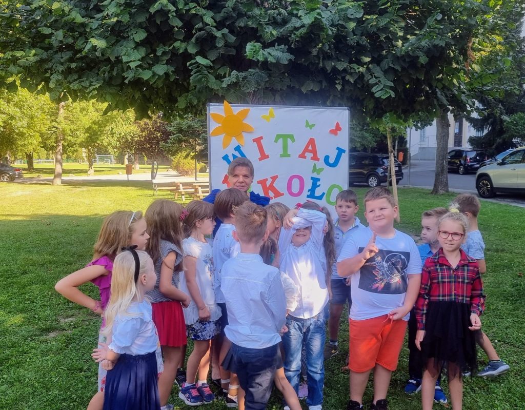 Uroczyste rozpoczęcie roku szkolnego dla klas I-III