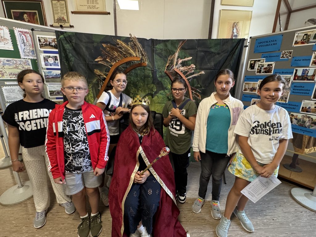 Fotorelacja z Tygodnia Patrona Szkoły 2025.