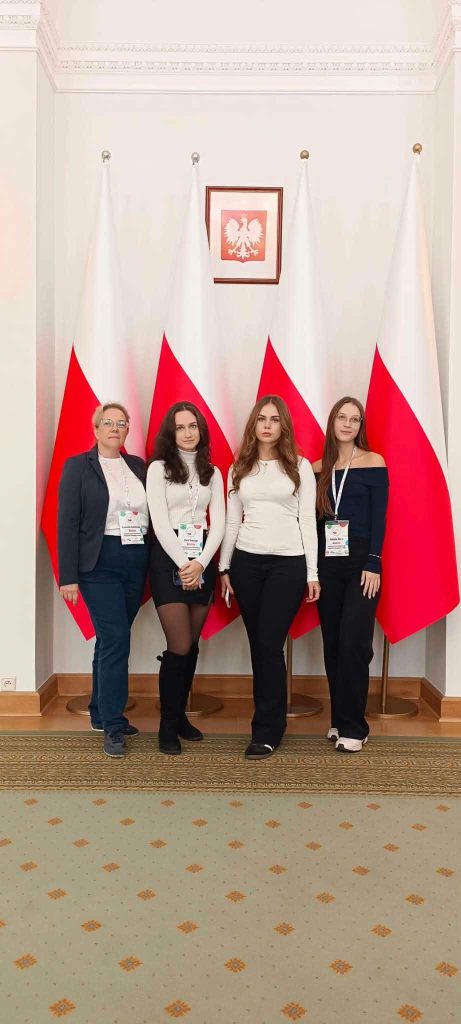 Udział w II Zjeździe Zarządów Korpusu Młodzieżowego Wolontariatu Polonijnego